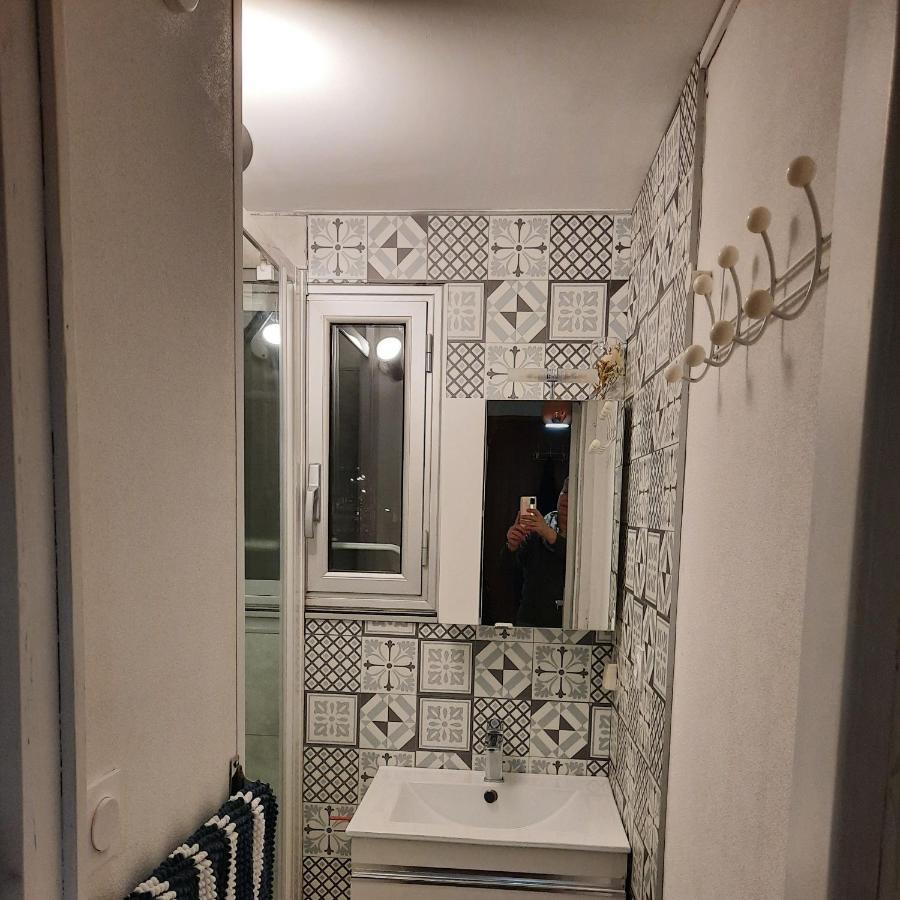 Retour Aux Sources Apartment Роаян Екстериор снимка