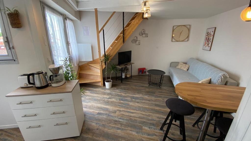 Retour Aux Sources Apartment Роаян Екстериор снимка